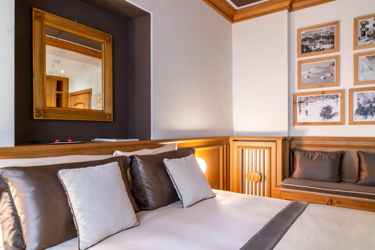 Ambra Cortina Luxury&Fashion Hotel Cortina d'Ampezzo Exterior photo