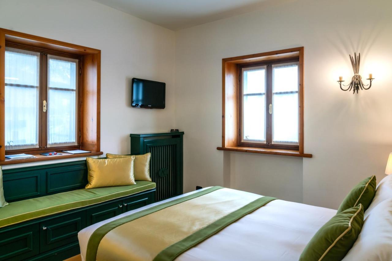 Ambra Cortina Luxury&Fashion Hotel Cortina d'Ampezzo Exterior photo